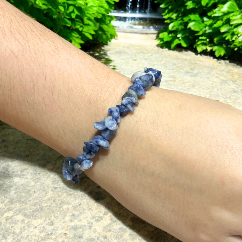 Bransoletka z naturalnych kamieni sodalit